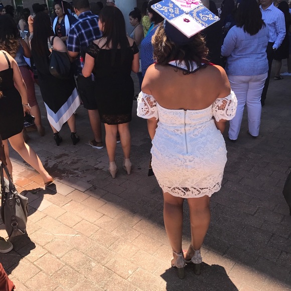 Spring dress - Picture 4 of 4